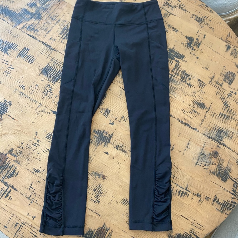 Lululemon 🍋 Speed Tight IV in Black